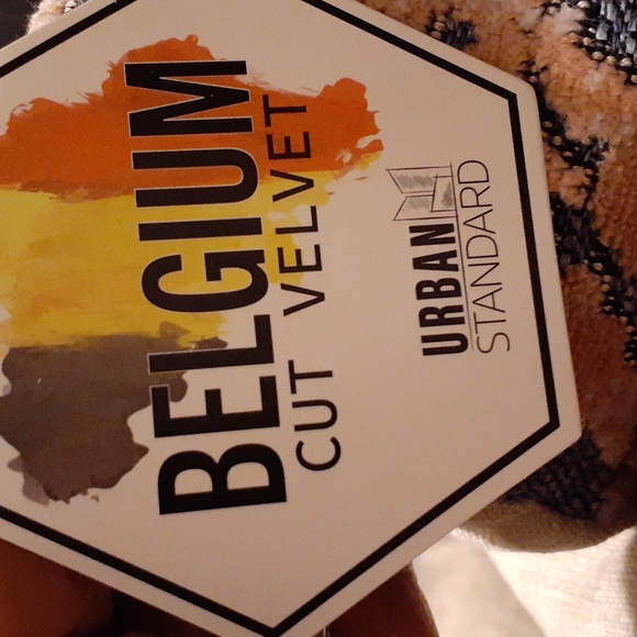 MM STUDIO ZEBRA CUT BELGIUM/ VELVET PILLOW NWT - Picture 8 of 11